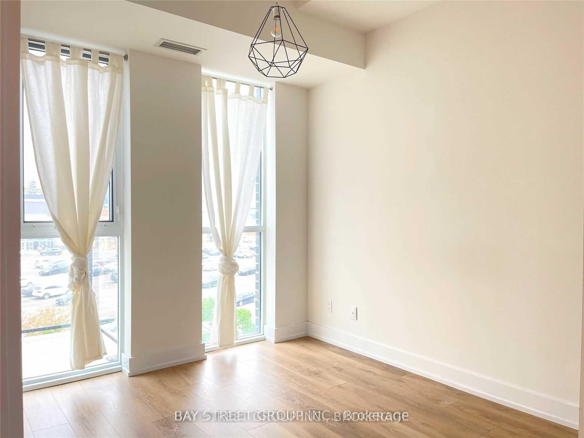Photo 2 of Unit 1, 150 Fairview Mall Drive, North York, Don Valley Village — HOMEH