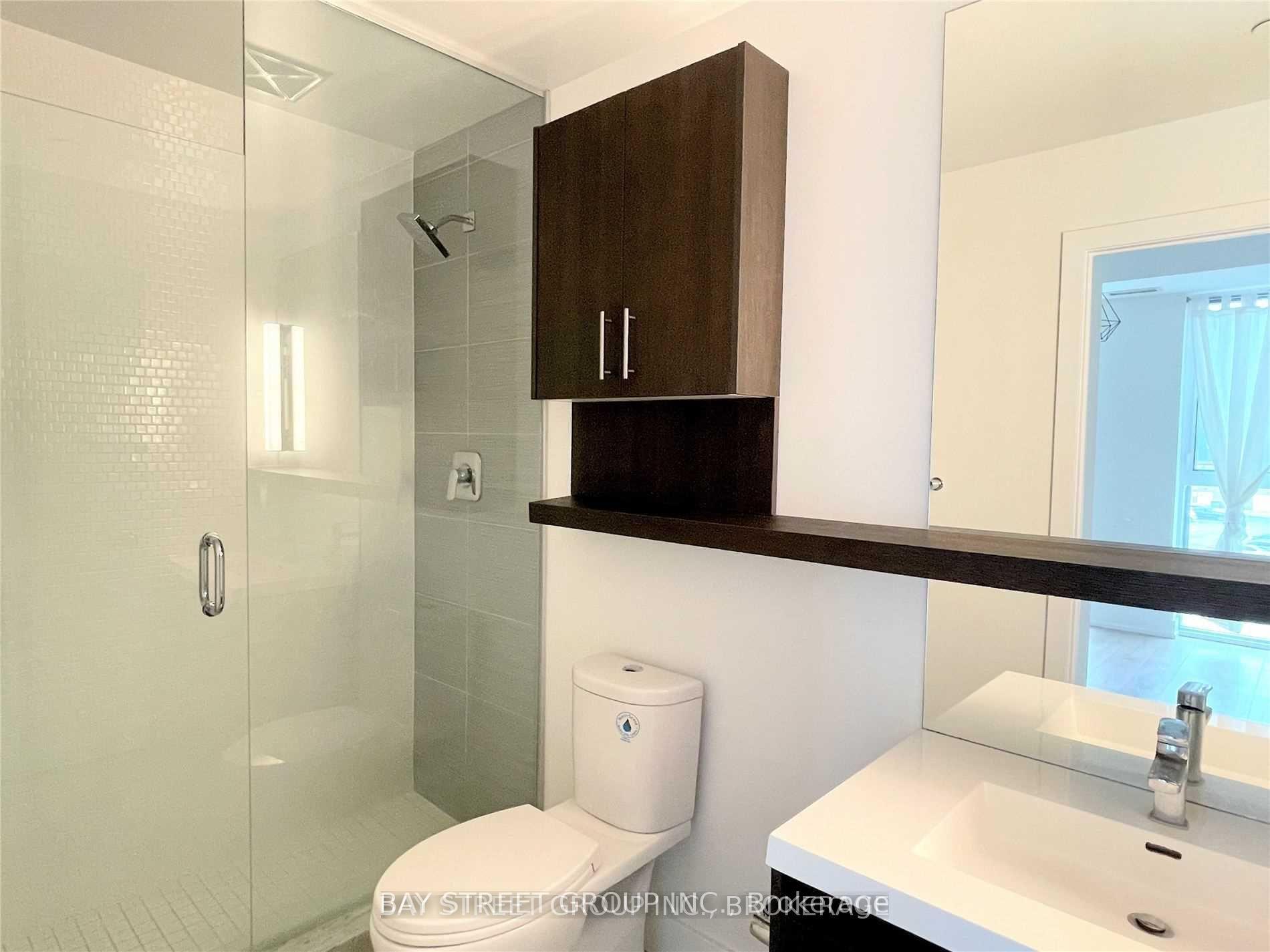 Photo 5 of Unit 1, 150 Fairview Mall Drive, North York, Don Valley Village — HOMEH