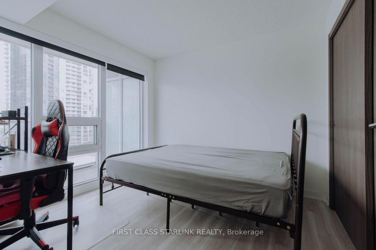 Photo 5 of Unit 1609, 17 Bathurst Street, Toronto, Waterfront Communities — HOMEH