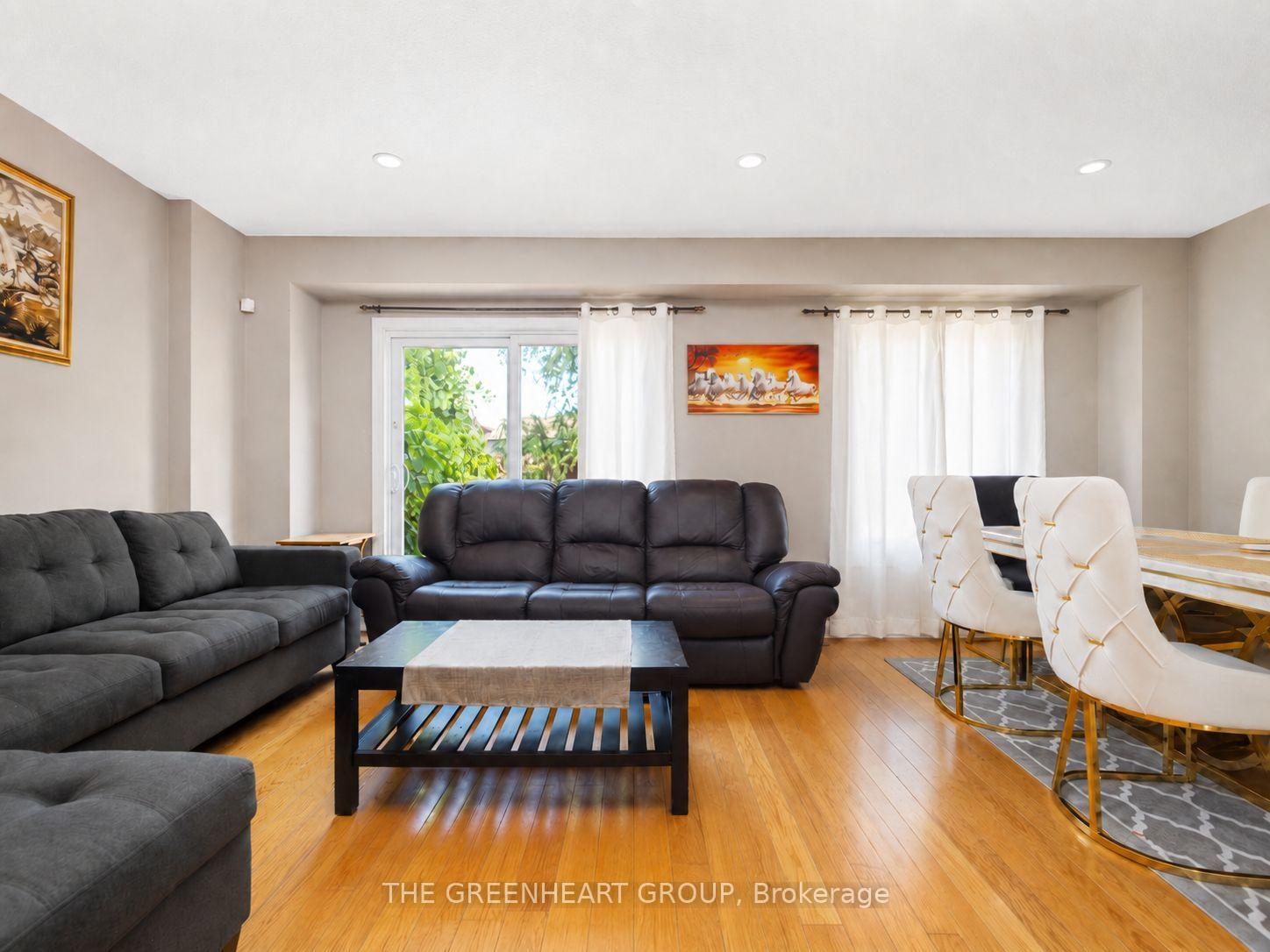 Photo 7 of 3219 Cambourne Crescent, Mississauga, Meadowvale — HOMEH