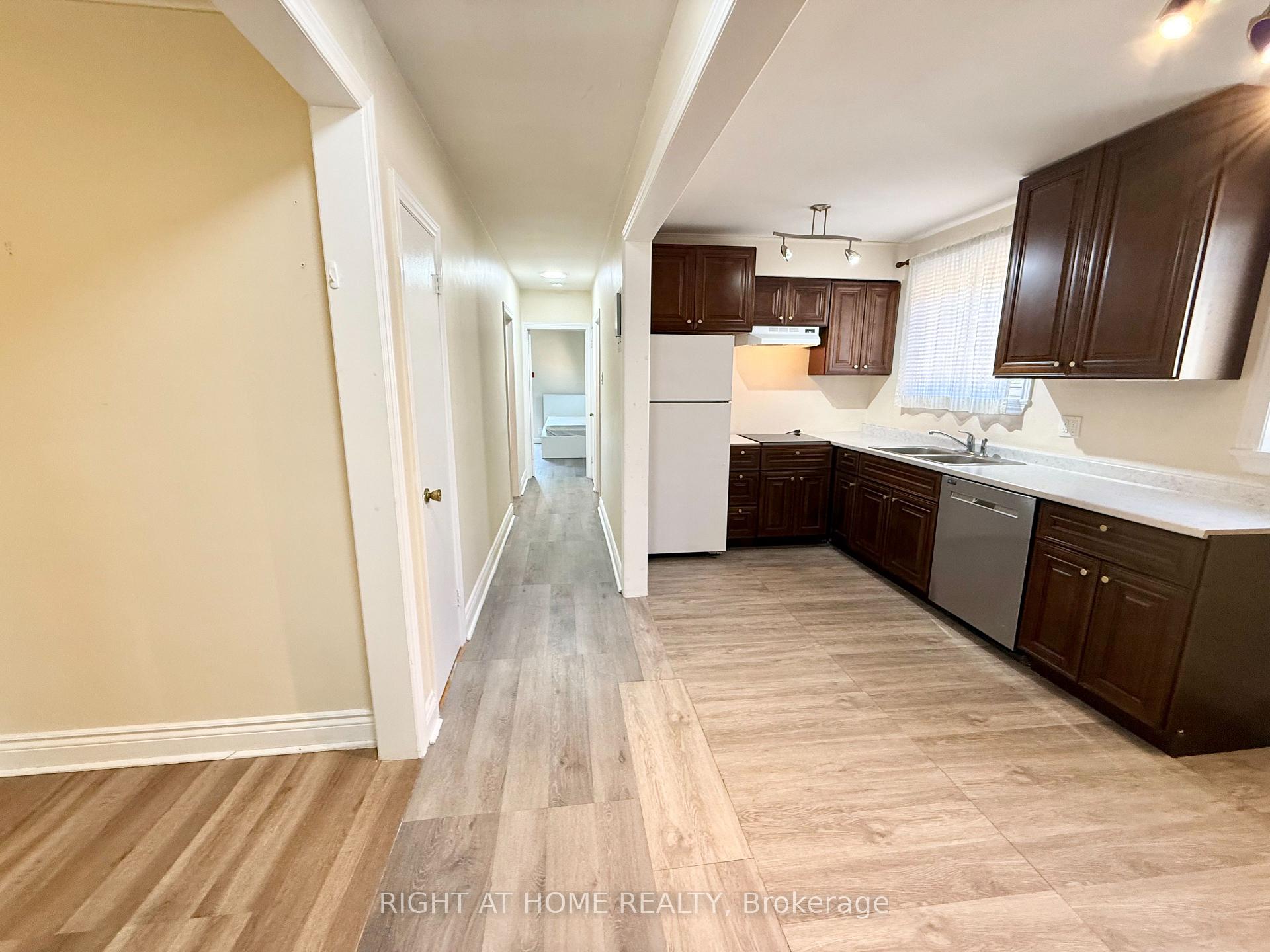Photo 4 of Unit 2, 538 Merton Street, Toronto, Mount Pleasant East — HOMEH