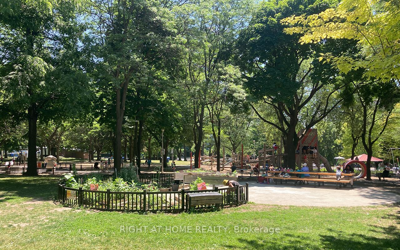Photo 13 of Unit 2, 538 Merton Street, Toronto, Mount Pleasant East — HOMEH