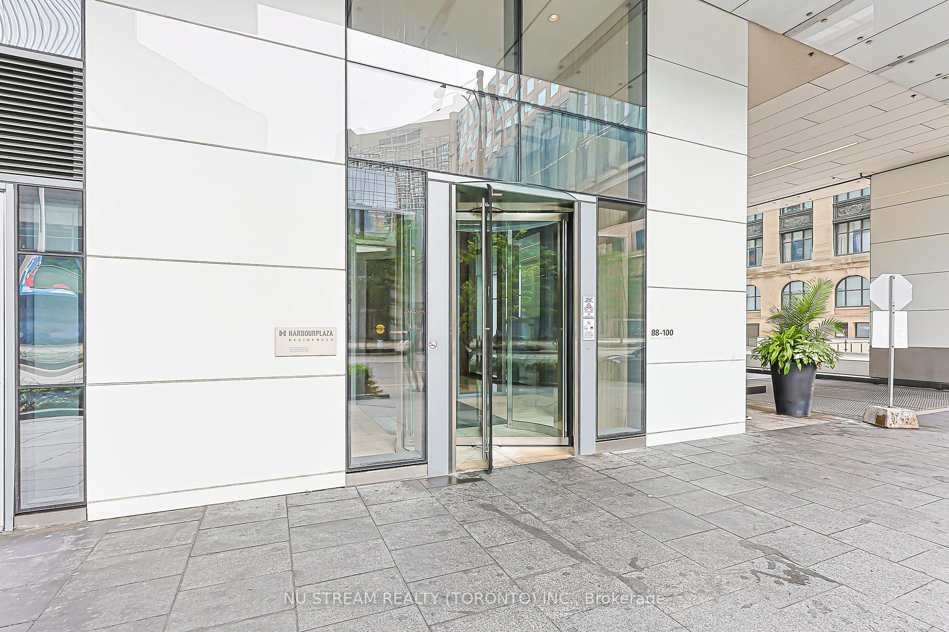 Photo 2 of Unit 4109, 88 Harbour Street, Toronto, Waterfront Communities — HOMEH
