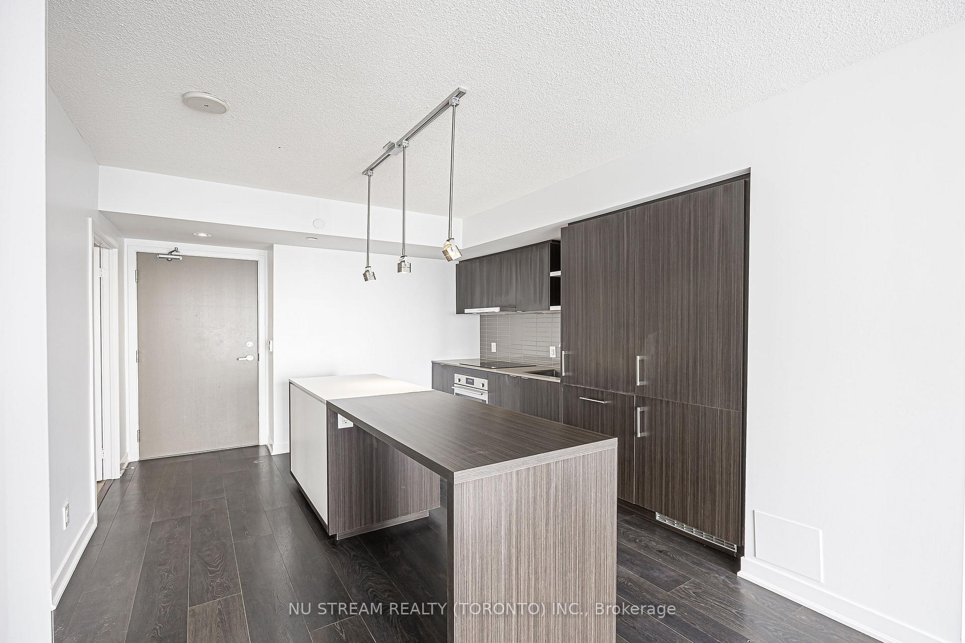 Photo 10 of Unit 4109, 88 Harbour Street, Toronto, Waterfront Communities — HOMEH
