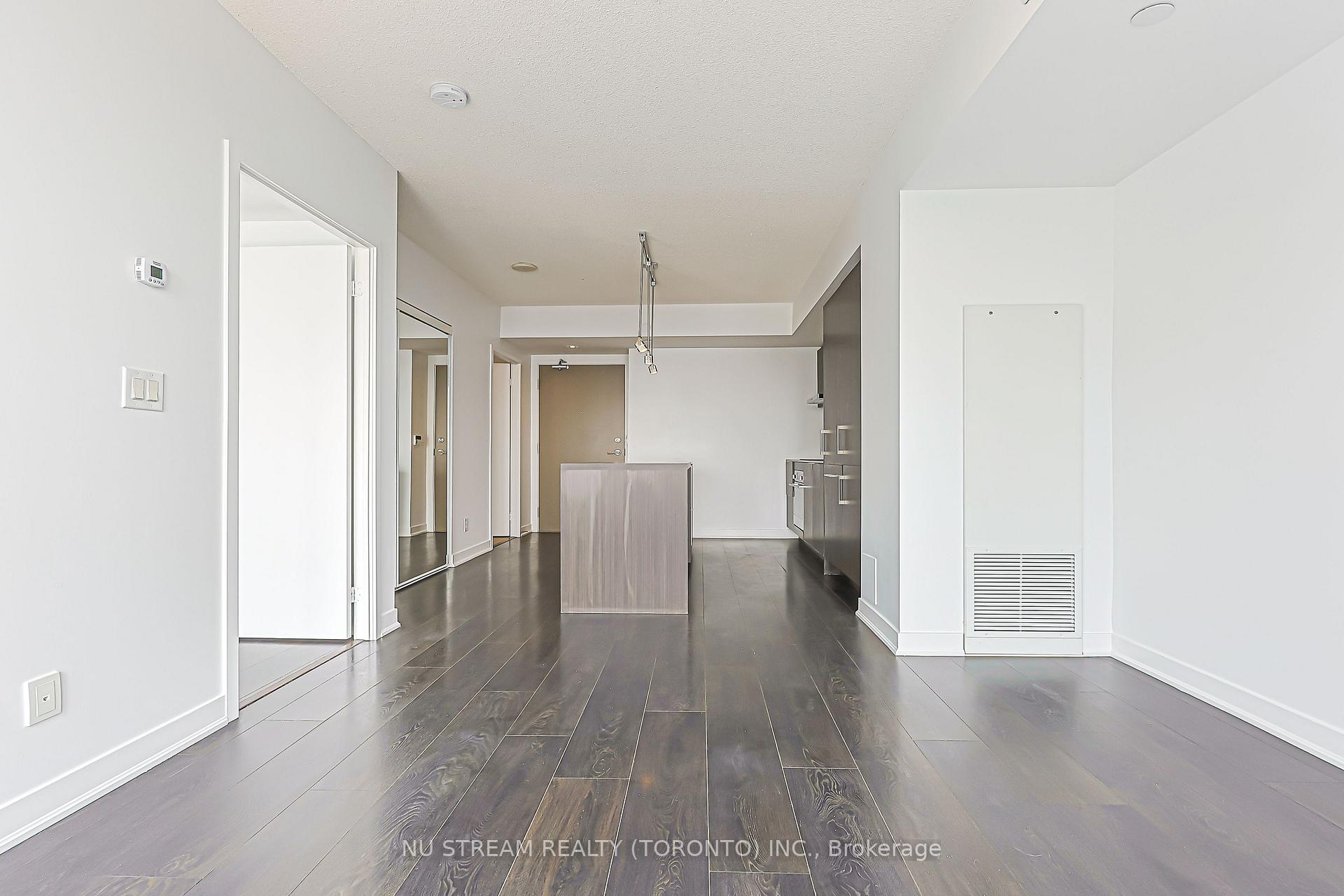 Photo 14 of Unit 4109, 88 Harbour Street, Toronto, Waterfront Communities — HOMEH