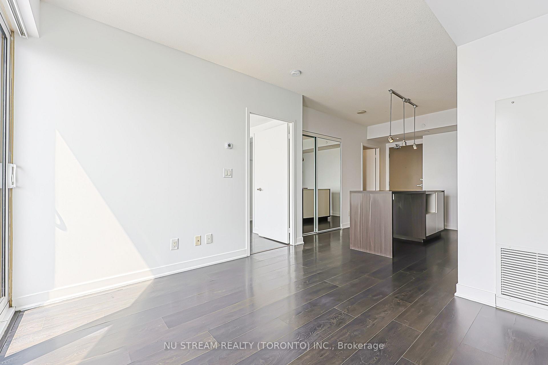 Photo 15 of Unit 4109, 88 Harbour Street, Toronto, Waterfront Communities — HOMEH