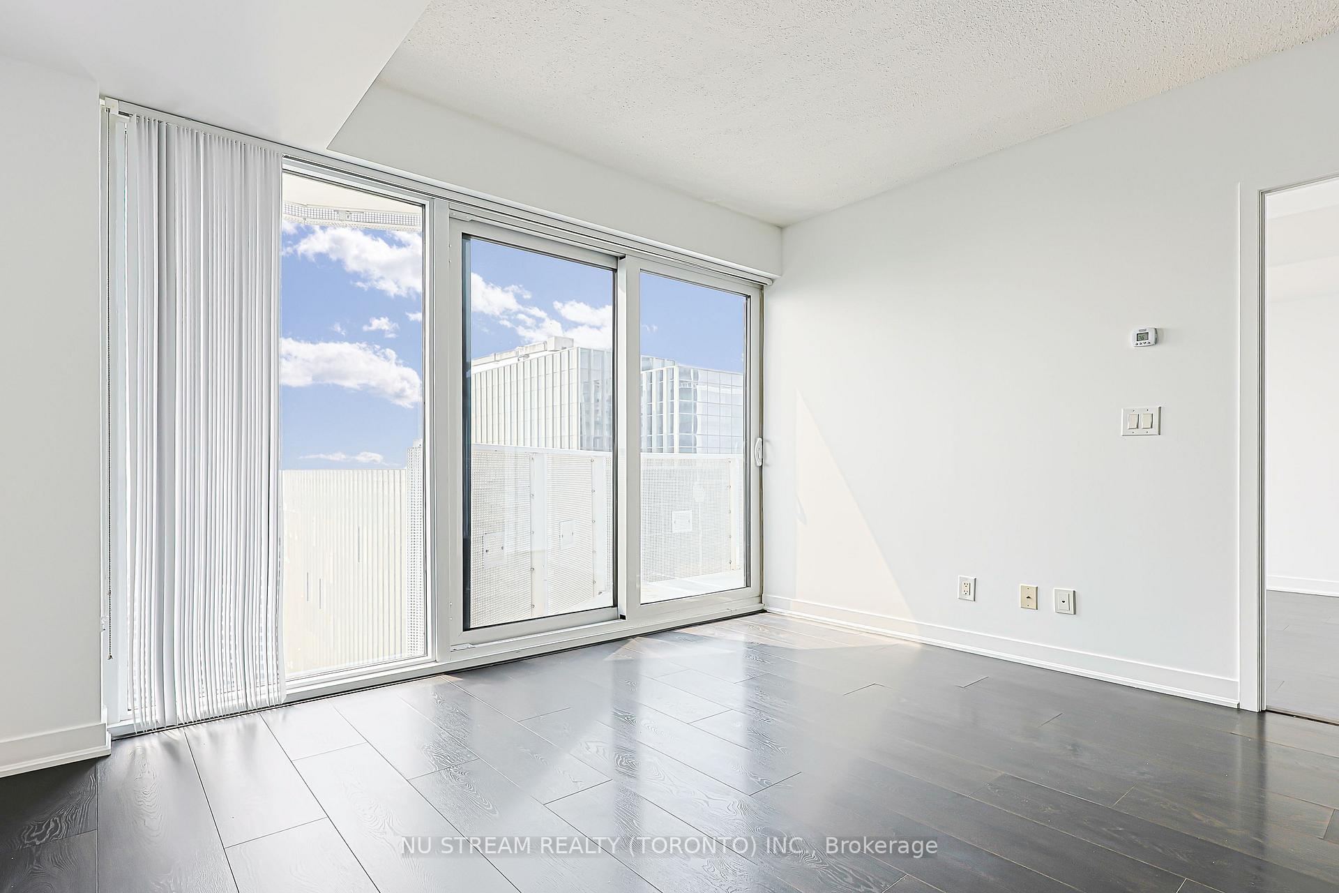 Photo 21 of Unit 4109, 88 Harbour Street, Toronto, Waterfront Communities — HOMEH