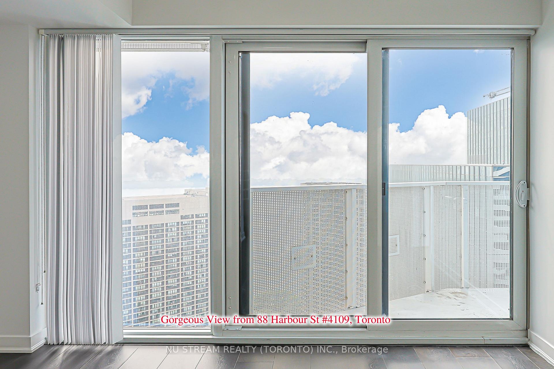 Photo 22 of Unit 4109, 88 Harbour Street, Toronto, Waterfront Communities — HOMEH