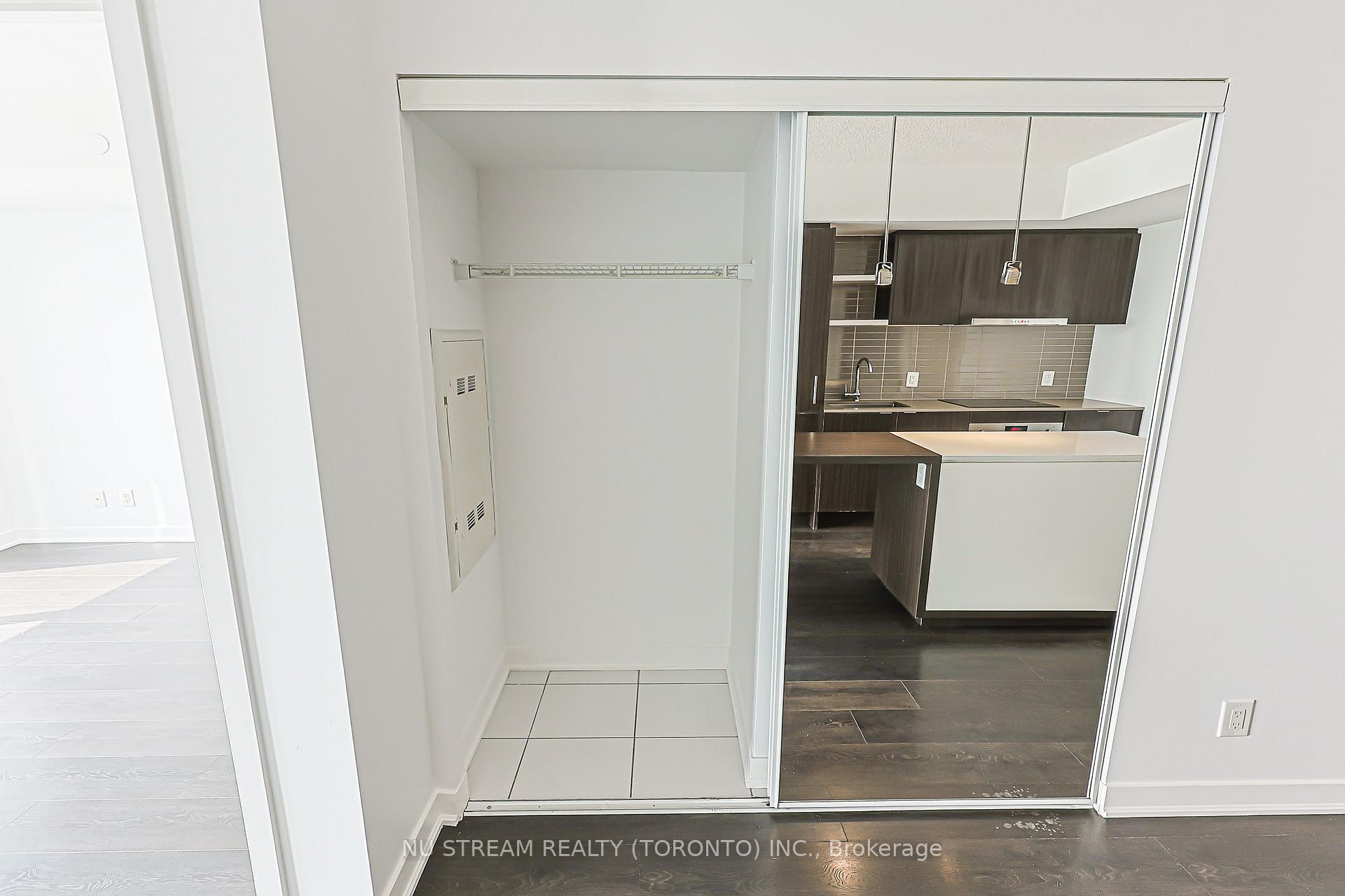 Photo 34 of Unit 4109, 88 Harbour Street, Toronto, Waterfront Communities — HOMEH