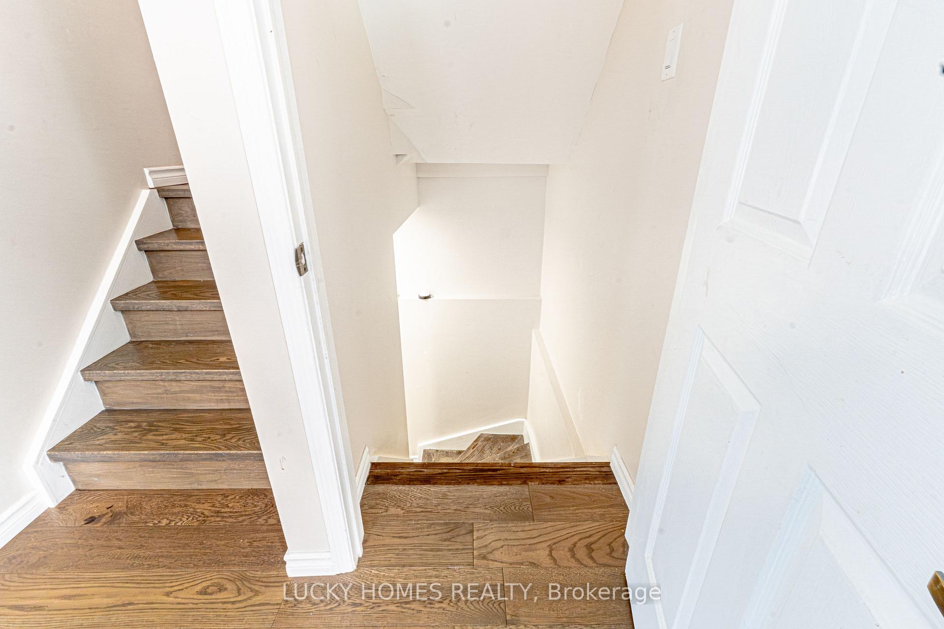 Photo 28 of 65 Lyfytt Crescent, Barrie, West Bayfield — HOMEH