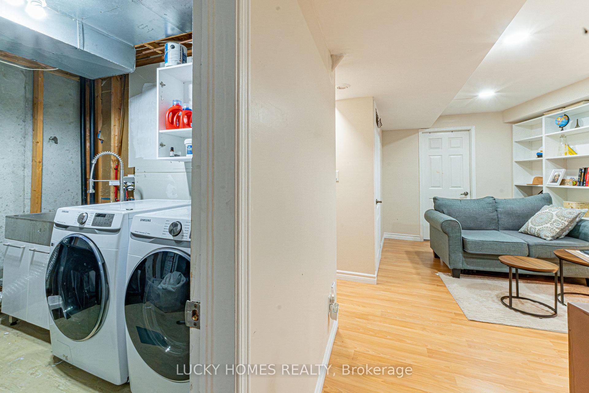 Photo 32 of 65 Lyfytt Crescent, Barrie, West Bayfield — HOMEH