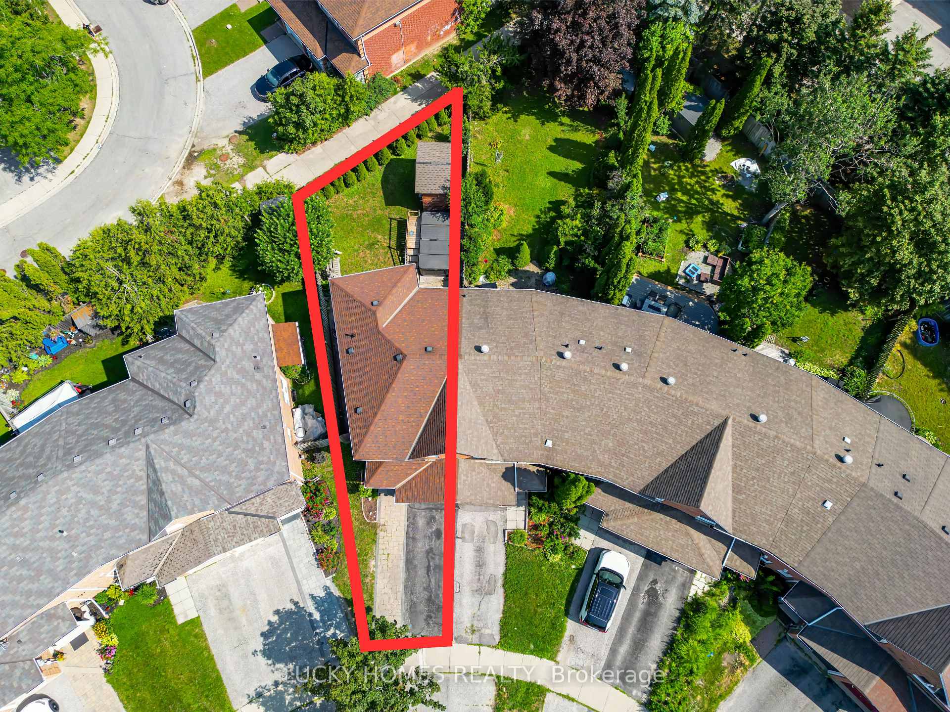 Photo 39 of 65 Lyfytt Crescent, Barrie, West Bayfield — HOMEH