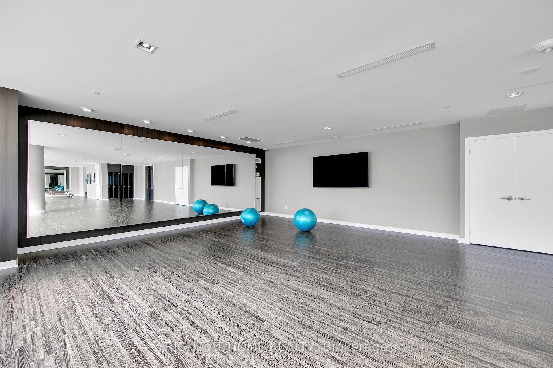 Photo 42 of Unit 903, 65 Oneida Crescent, Richmond Hill, Langstaff — HOMEH
