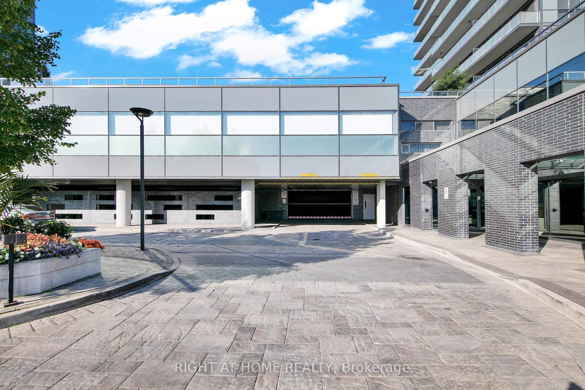 Photo 49 of Unit 903, 65 Oneida Crescent, Richmond Hill, Langstaff — HOMEH