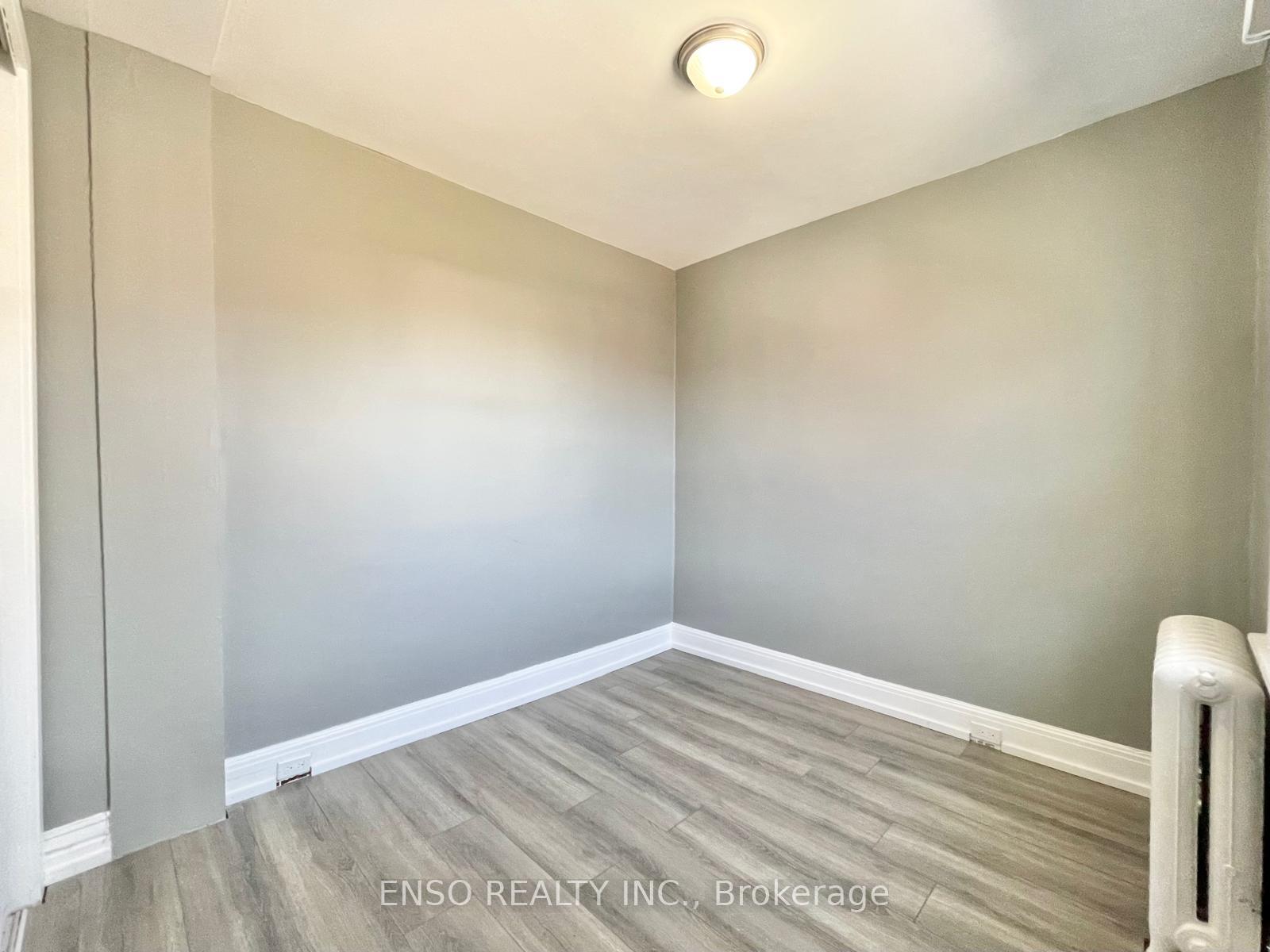 Photo 3 of Unit 5, 5325 Van Alstyne Place, Niagara Falls, Cherrywood — HOMEH