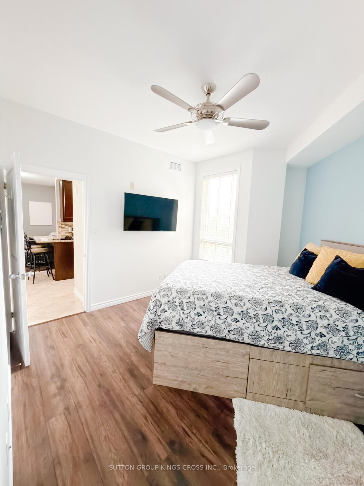 Photo 14 of Unit 320, 5327 Upper Middle Road, Burlington, Orchard — HOMEH