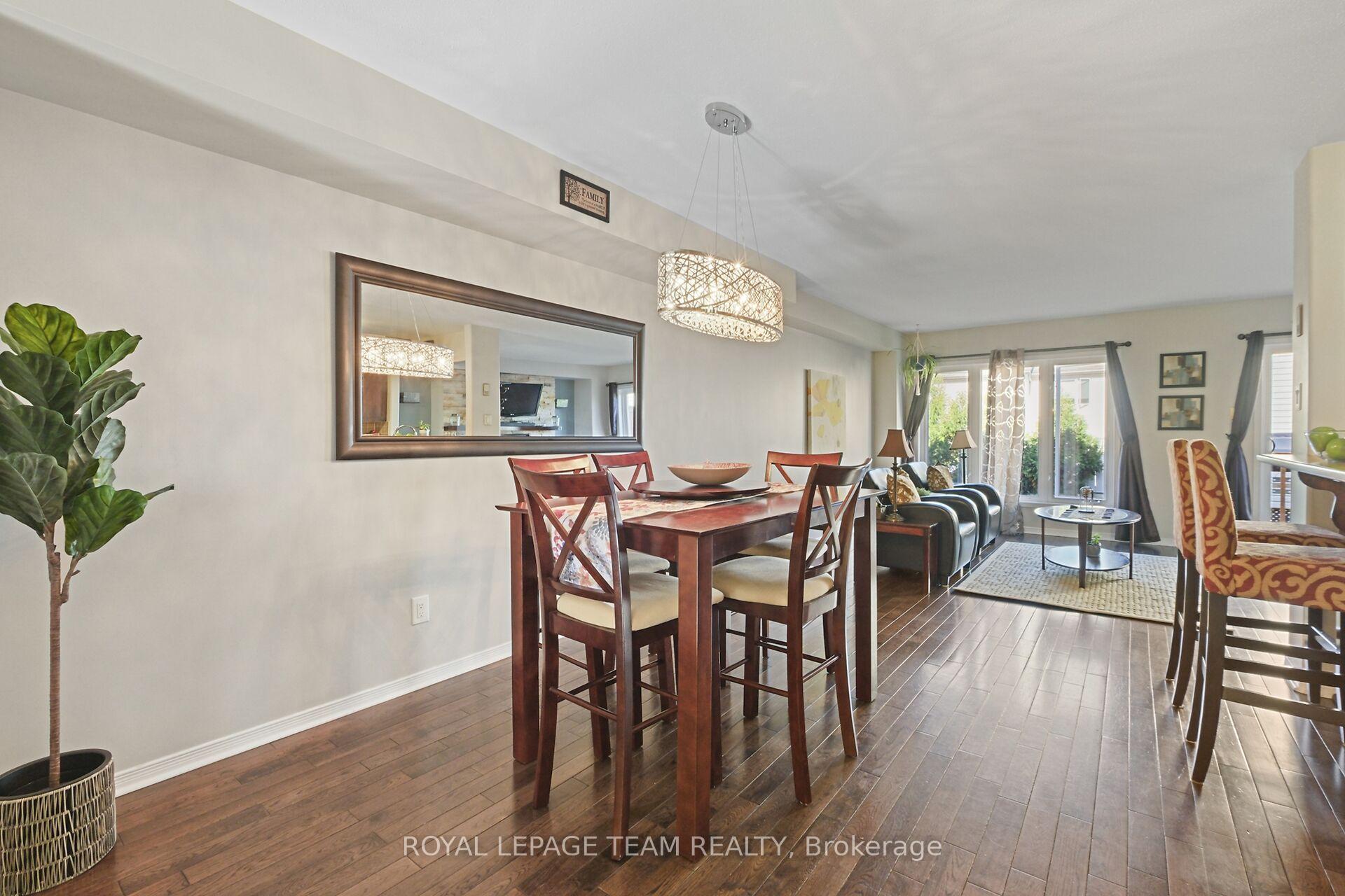 Photo 7 of 215 Parkrose Private, Ottawa, Chatelaine Village — HOMEH