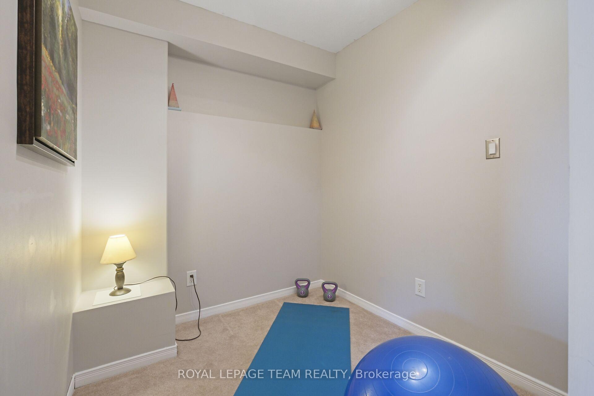 Photo 34 of 215 Parkrose Private, Ottawa, Chatelaine Village — HOMEH