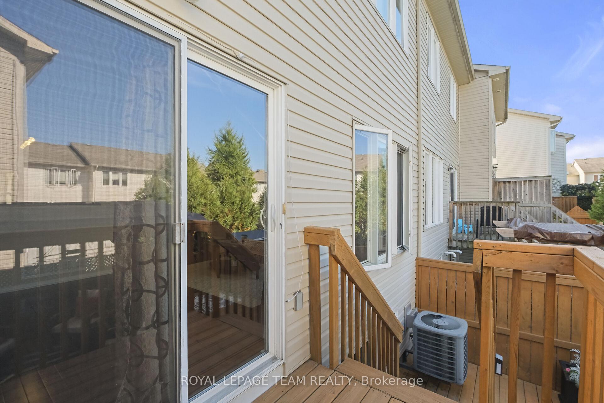 Photo 36 of 215 Parkrose Private, Ottawa, Chatelaine Village — HOMEH