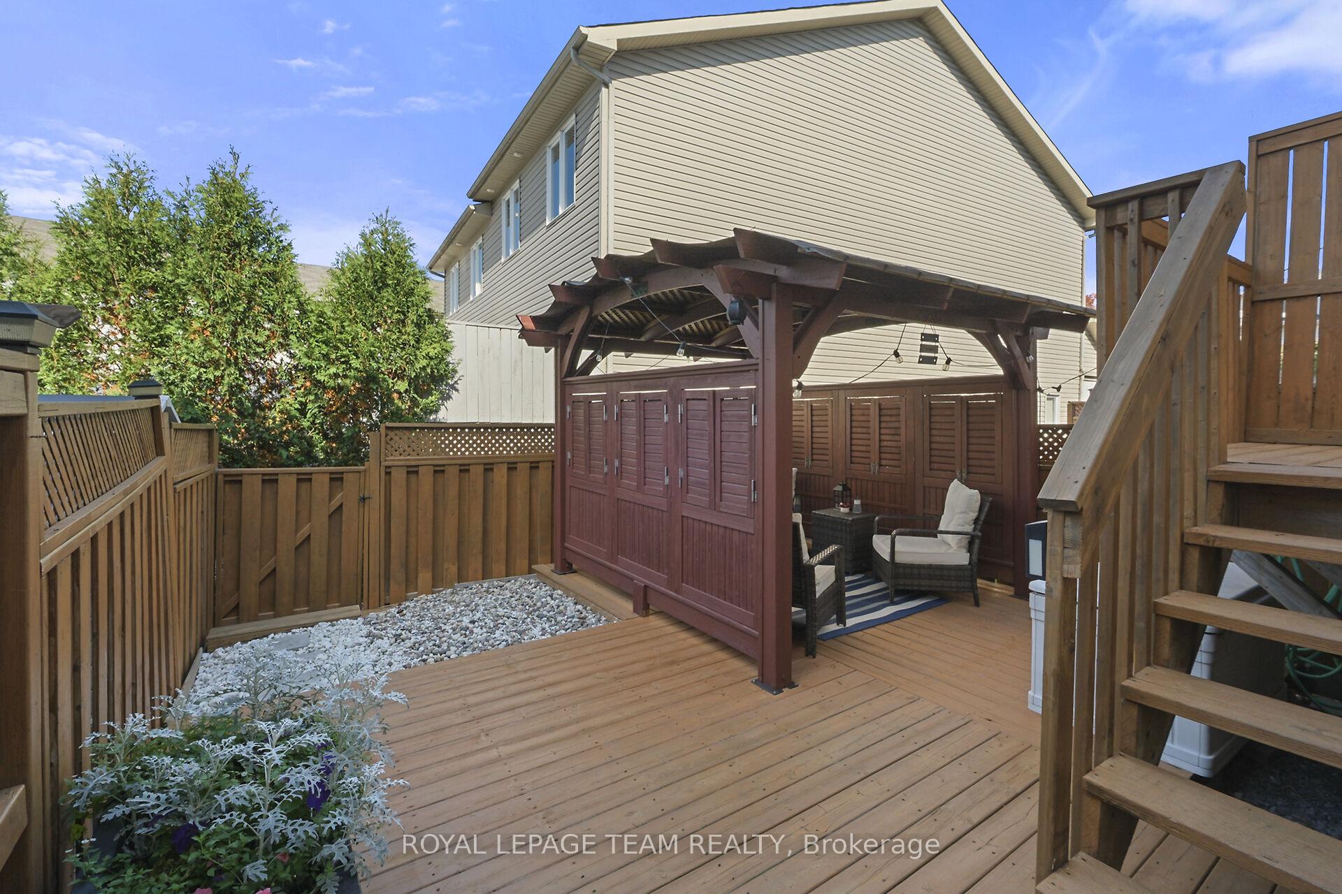 Photo 37 of 215 Parkrose Private, Ottawa, Chatelaine Village — HOMEH