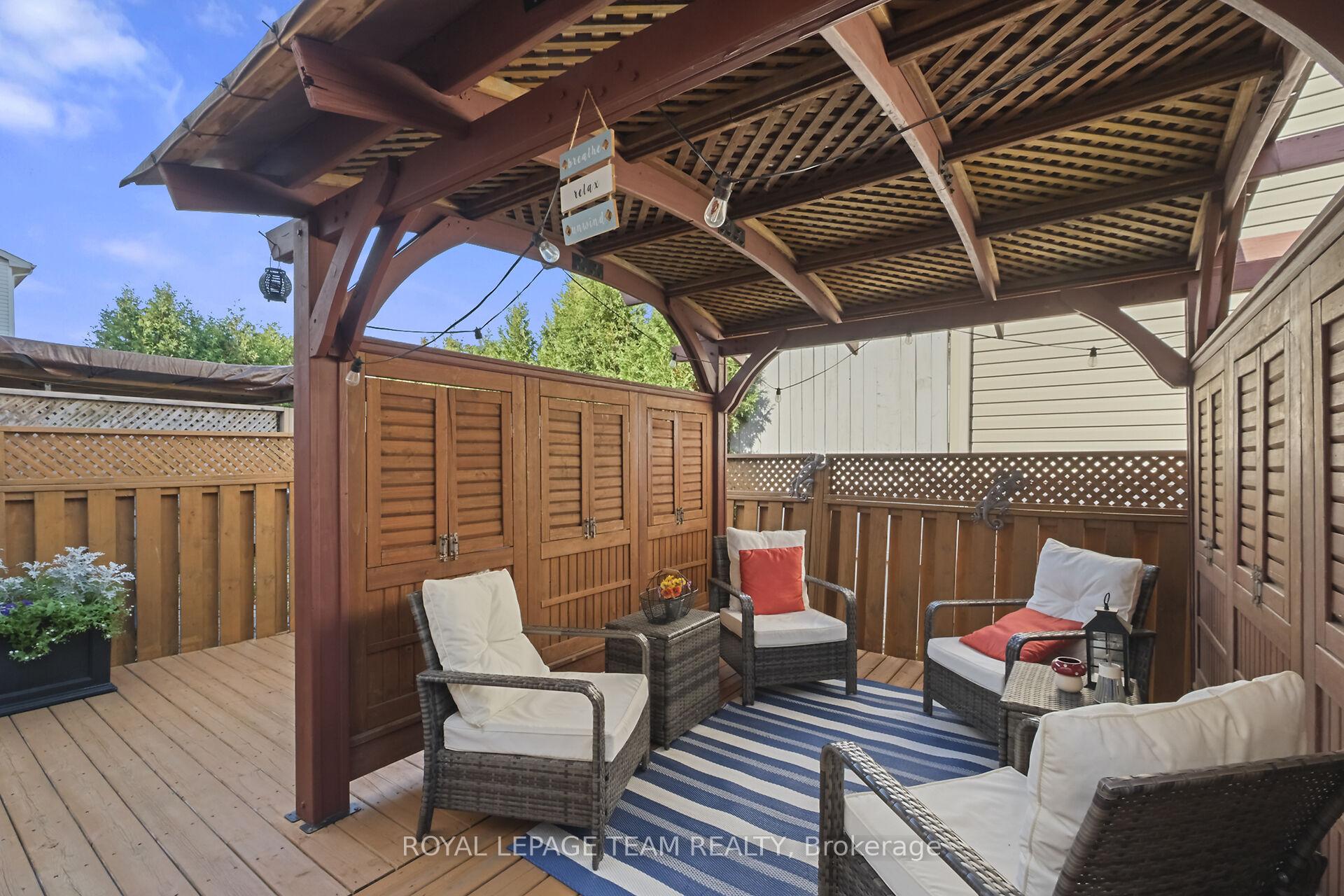 Photo 38 of 215 Parkrose Private, Ottawa, Chatelaine Village — HOMEH