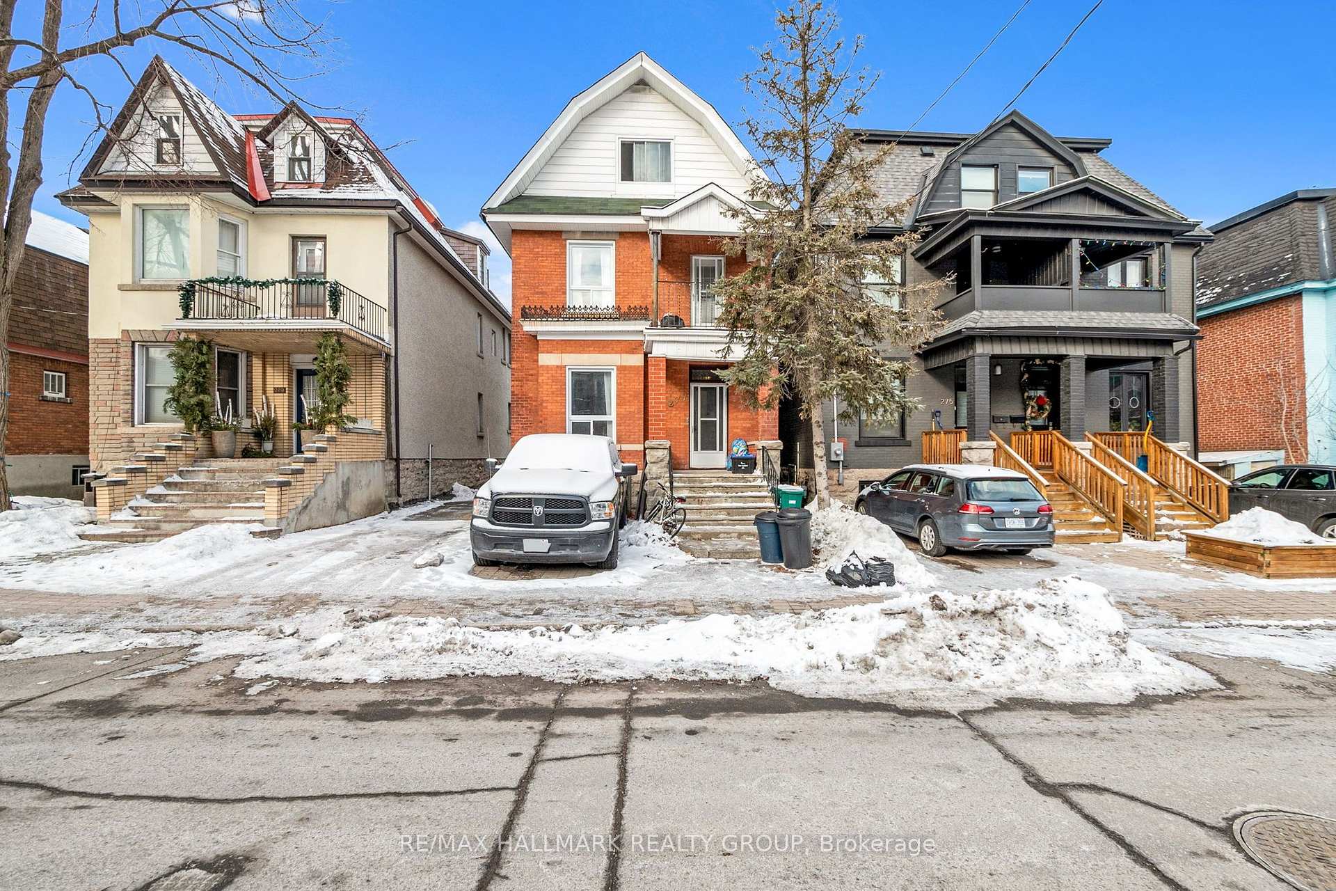 Front of Unit Unit 2, 277 Arlington Avenue