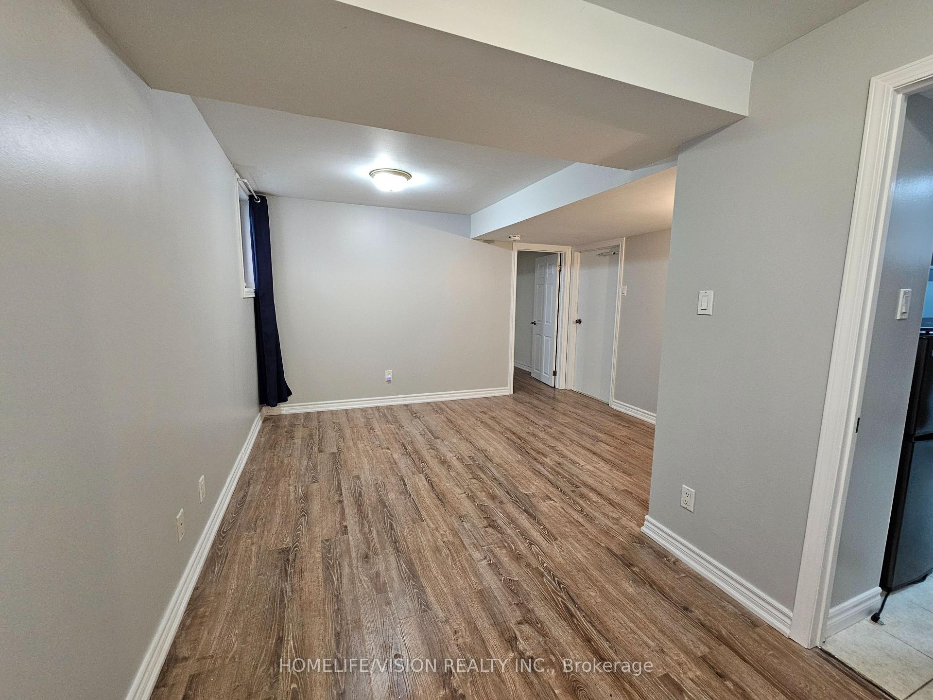 Photo 6 of Unit Upper, 596 Skinner Avenue, Newmarket, Stonehaven-Wyndham — HOMEH