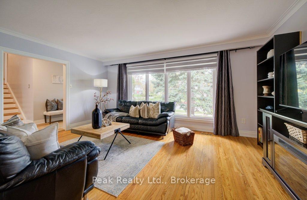 Photo 11 of 2235 Waycross Crescent, Mississauga, Sheridan — HOMEH