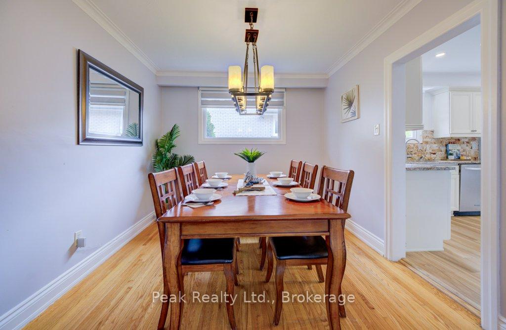 Photo 13 of 2235 Waycross Crescent, Mississauga, Sheridan — HOMEH