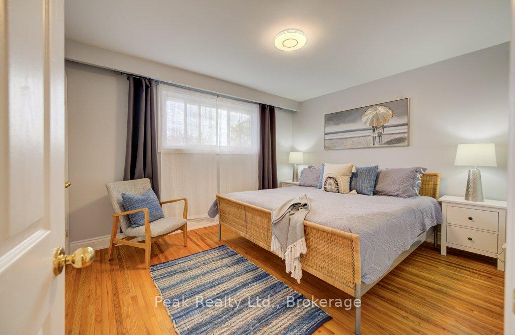 Photo 20 of 2235 Waycross Crescent, Mississauga, Sheridan — HOMEH