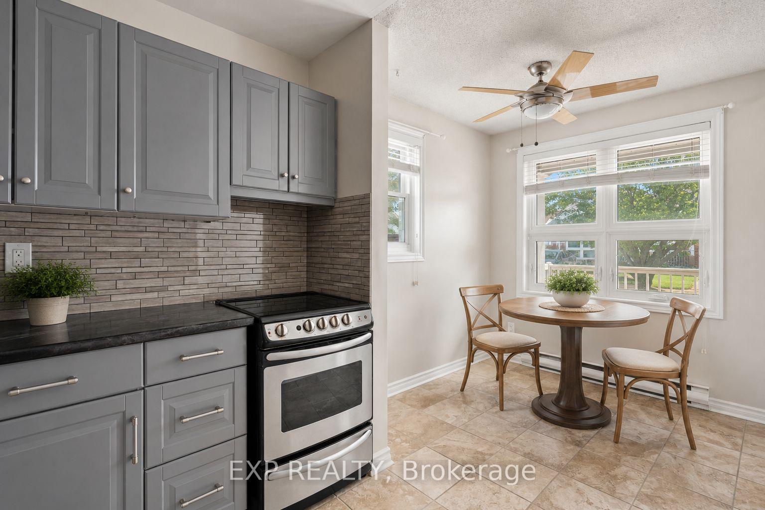 Photo 13 of Unit 5, 226 Vansickle Road, St. Catharines, Rykert/Vansickle — HOMEH