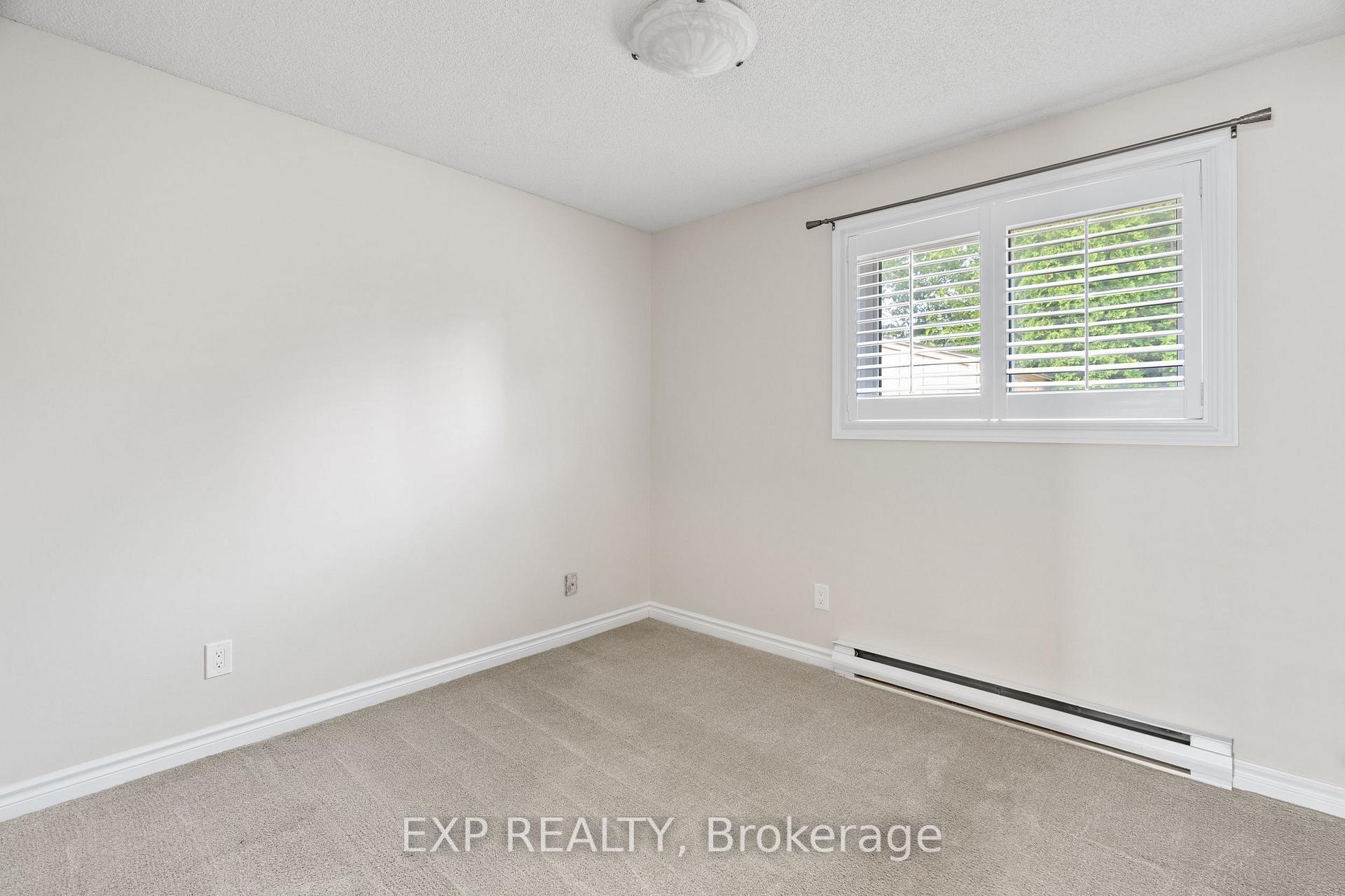 Photo 19 of Unit 5, 226 Vansickle Road, St. Catharines, Rykert/Vansickle — HOMEH