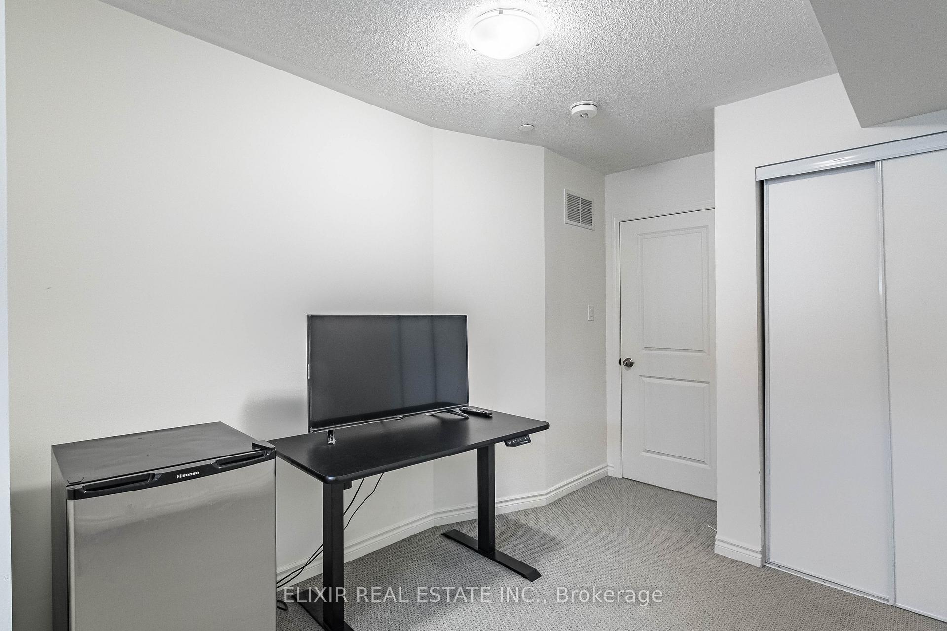 Photo 18 of Unit 13, 2285 Mcnab Lane, Mississauga, Clarkson — HOMEH