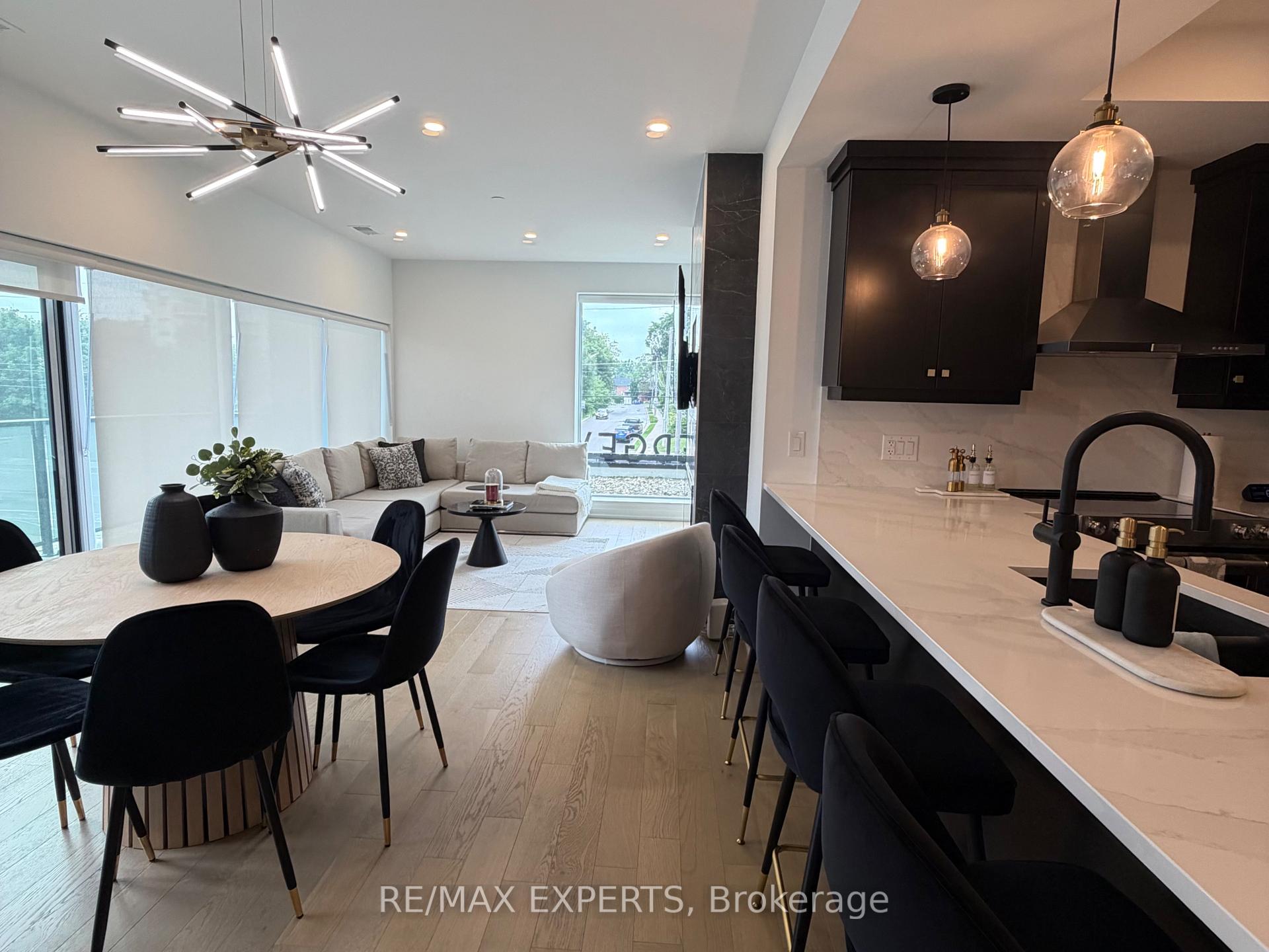 Photo 10 of 71 Wyndham Street S, Guelph, St. Patrick's Ward — HOMEH