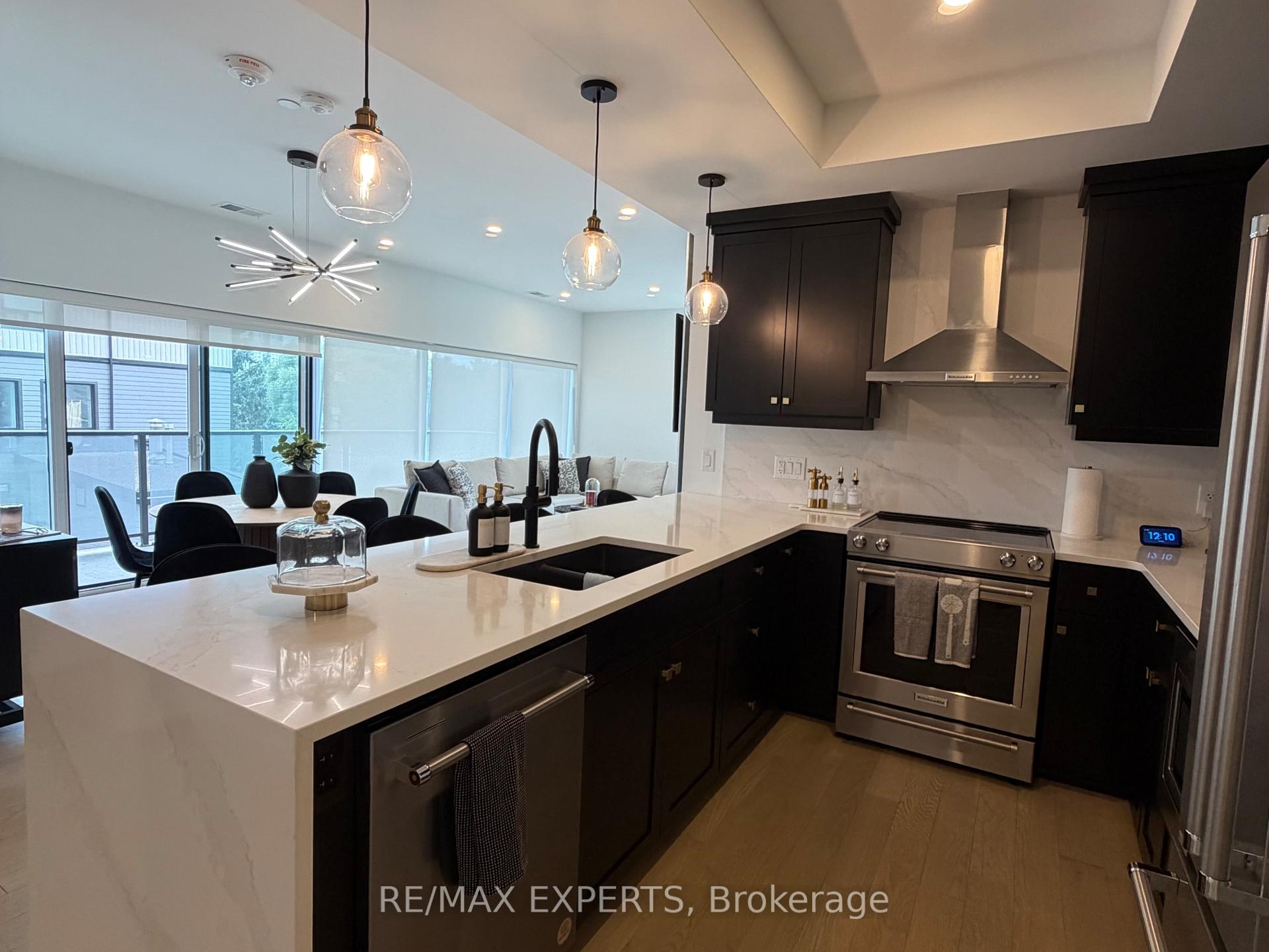 Photo 12 of 71 Wyndham Street S, Guelph, St. Patrick's Ward — HOMEH