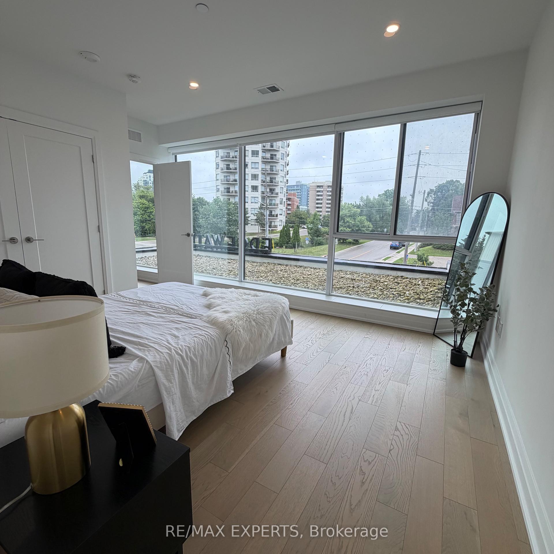 Photo 16 of 71 Wyndham Street S, Guelph, St. Patrick's Ward — HOMEH