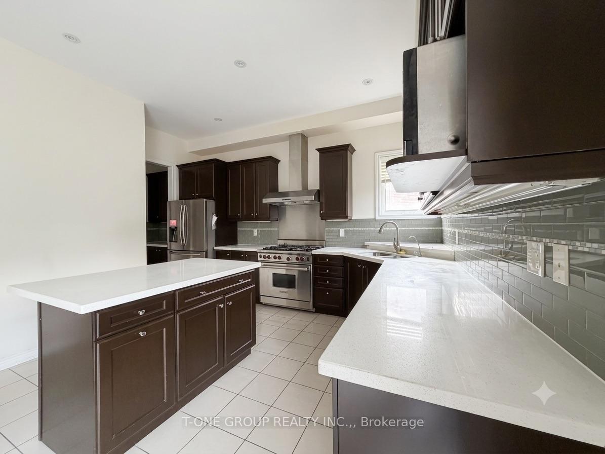 Photo 18 of 82 Fred Mclaren Boulevard, Markham, Wismer — HOMEH
