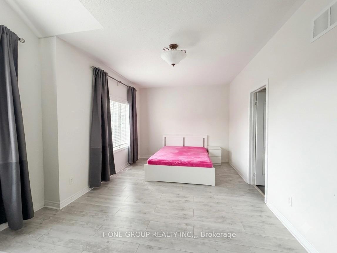 Photo 30 of 82 Fred Mclaren Boulevard, Markham, Wismer — HOMEH