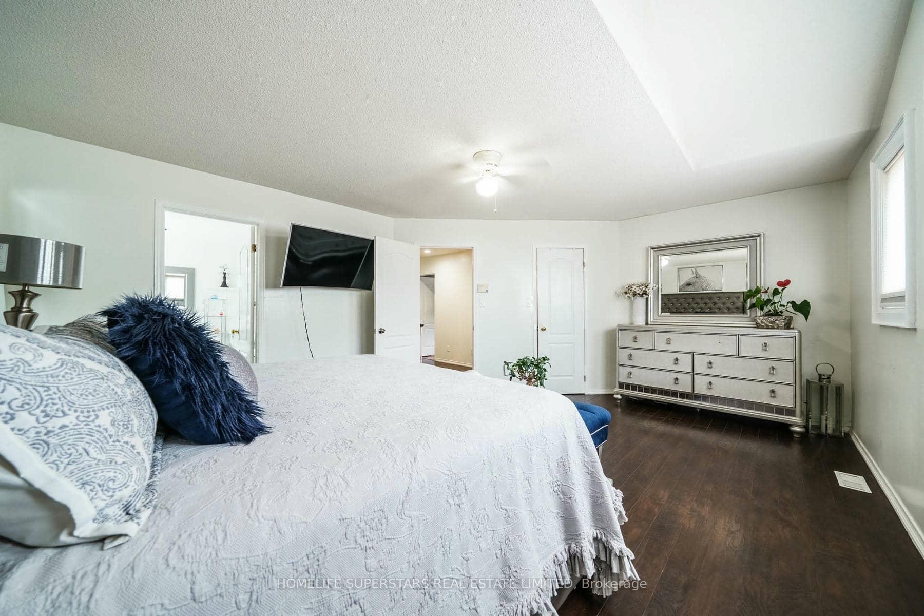 Photo 18 of 61 Lawnhurst Drive, Hamilton, Lawfield — HOMEH