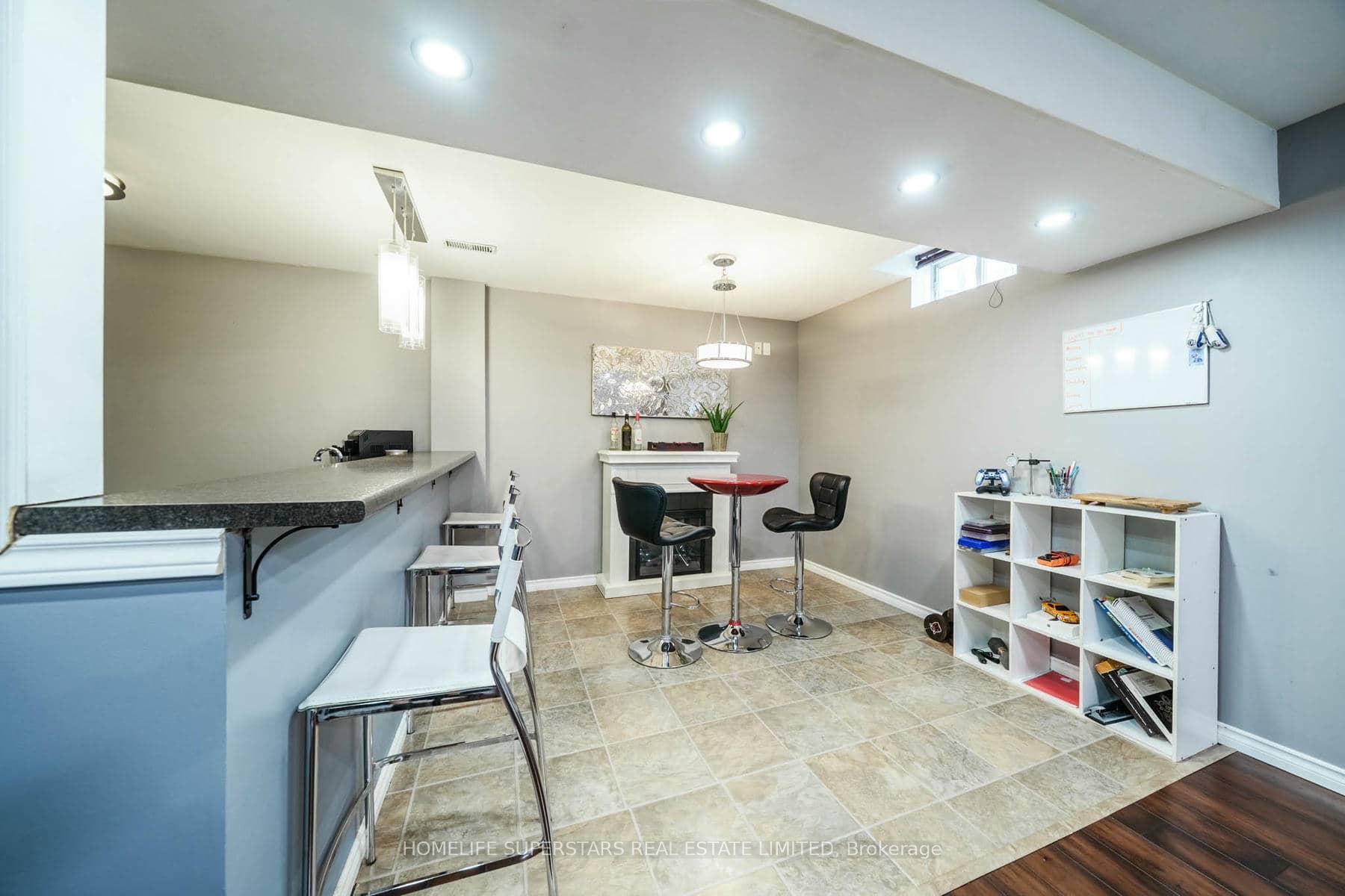 Photo 33 of 61 Lawnhurst Drive, Hamilton, Lawfield — HOMEH