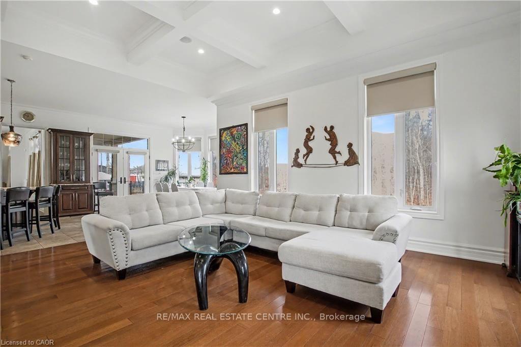 Photo 19 of 340 Golf Club Road, Hamilton, Rural Glanbrook — HOMEH