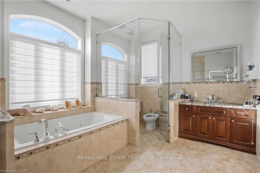 Photo 23 of 340 Golf Club Road, Hamilton, Rural Glanbrook — HOMEH