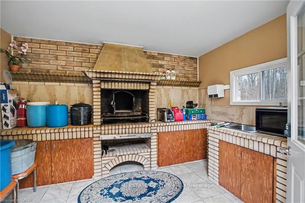 Photo 48 of 340 Golf Club Road, Hamilton, Rural Glanbrook — HOMEH