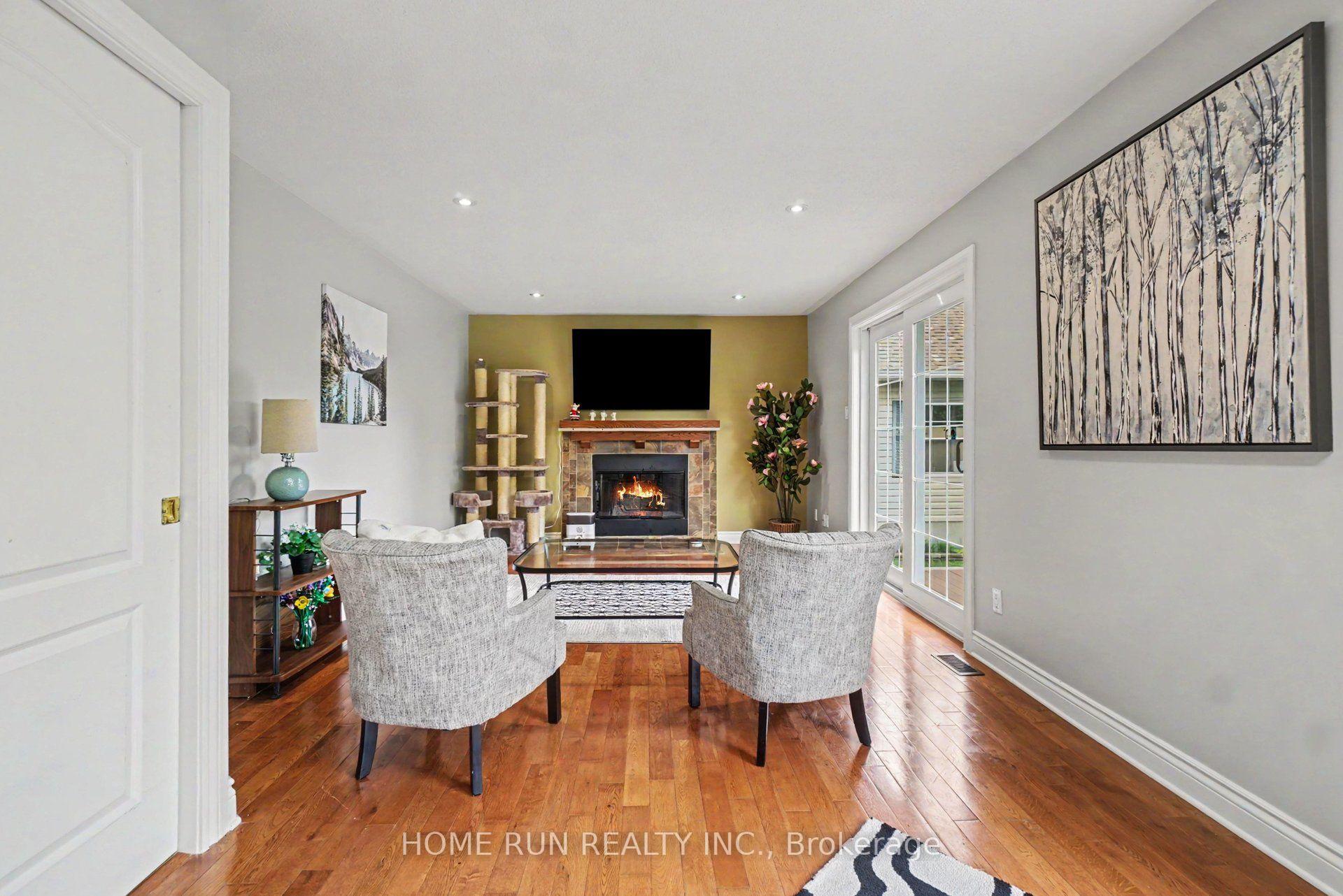 Photo 8 of 112 Kerscott Heights Way, Ottawa, Dunrobin Shores — HOMEH