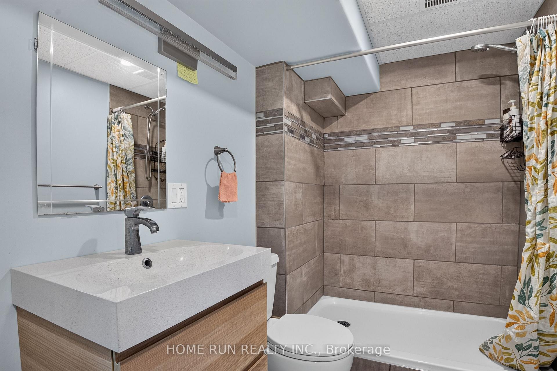 Photo 28 of 112 Kerscott Heights Way, Ottawa, Dunrobin Shores — HOMEH