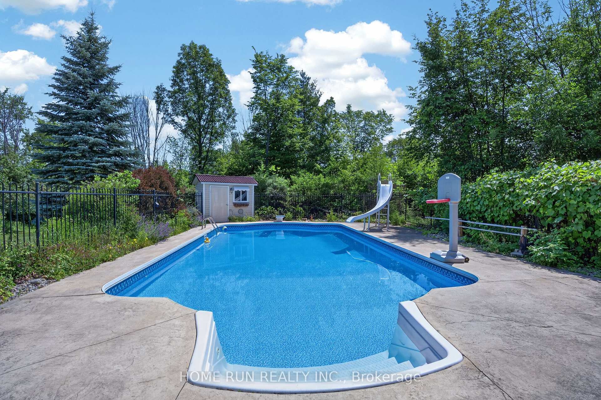 Photo 43 of 112 Kerscott Heights Way, Ottawa, Dunrobin Shores — HOMEH