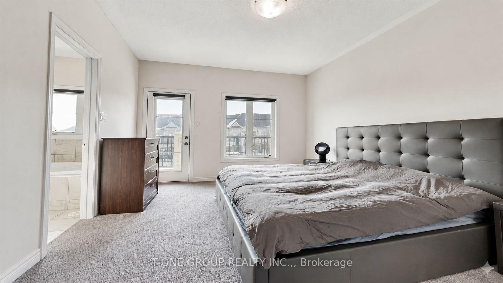 Photo 10 of 58 Campobello Street, Vaughan, Patterson — HOMEH