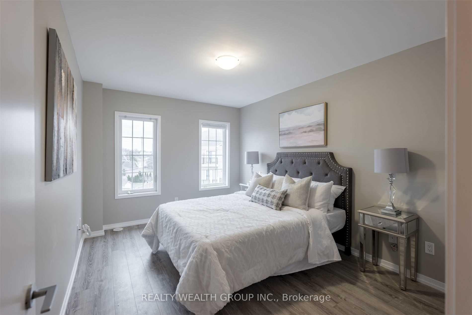 Photo 3 of Unit 12, 26 Bruce Street, Vaughan, East Woodbridge — HOMEH