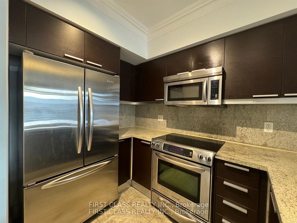 Photo 4 of Unit 623, 650 Sheppard Avenue E, North York, Bayview Village — HOMEH