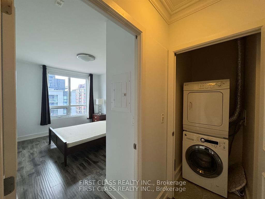 Photo 10 of Unit 623, 650 Sheppard Avenue E, North York, Bayview Village — HOMEH